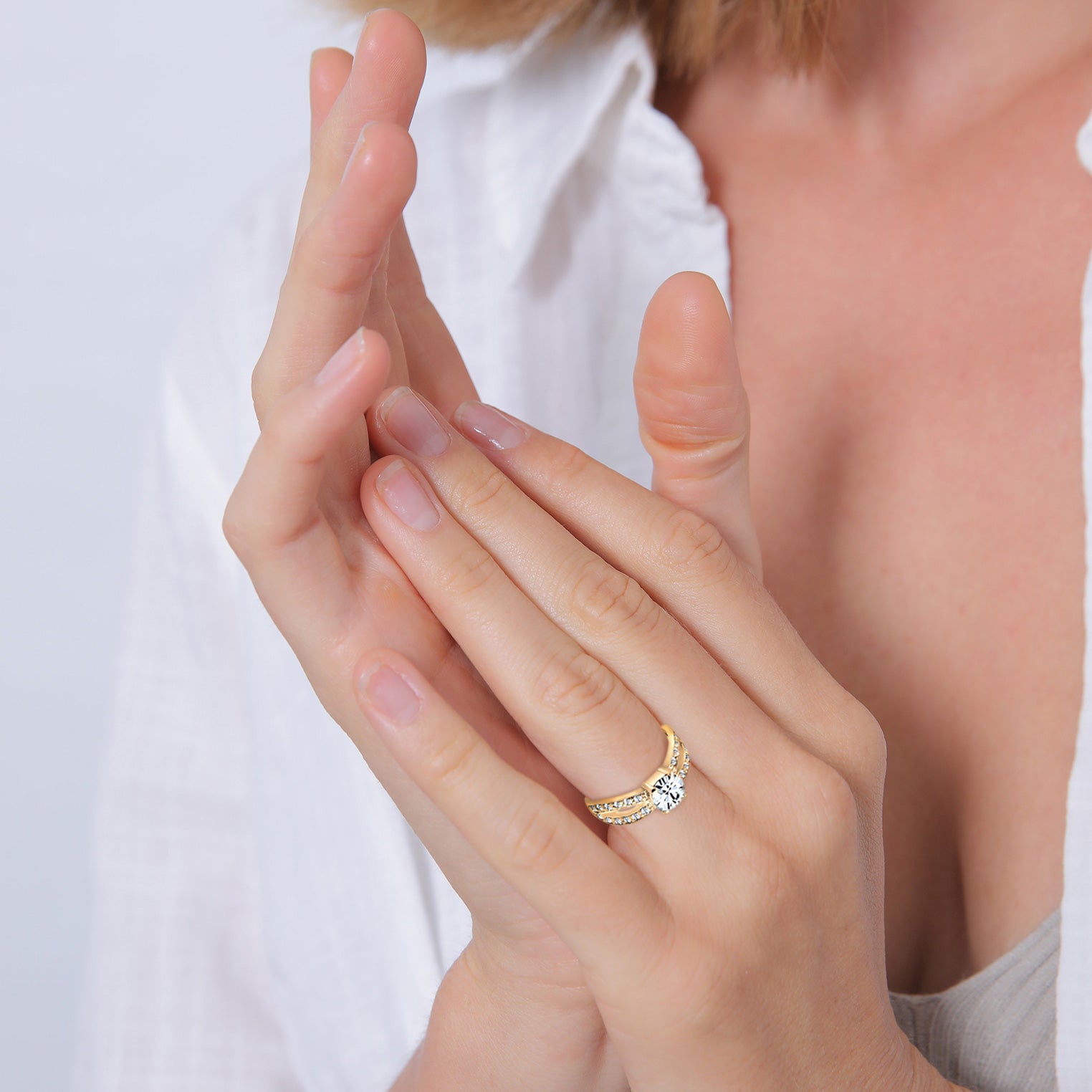 Gold Cincin Perhiasan Perak 925 Wanita Glamour Princess Crystal White Gold Plated