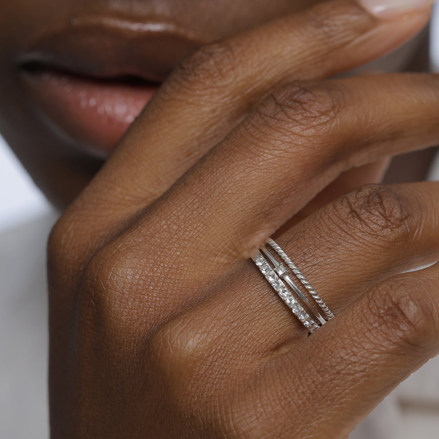 Silver Cincin Perhiasan Perak 925 Wanita Stacking Elegant Crystals