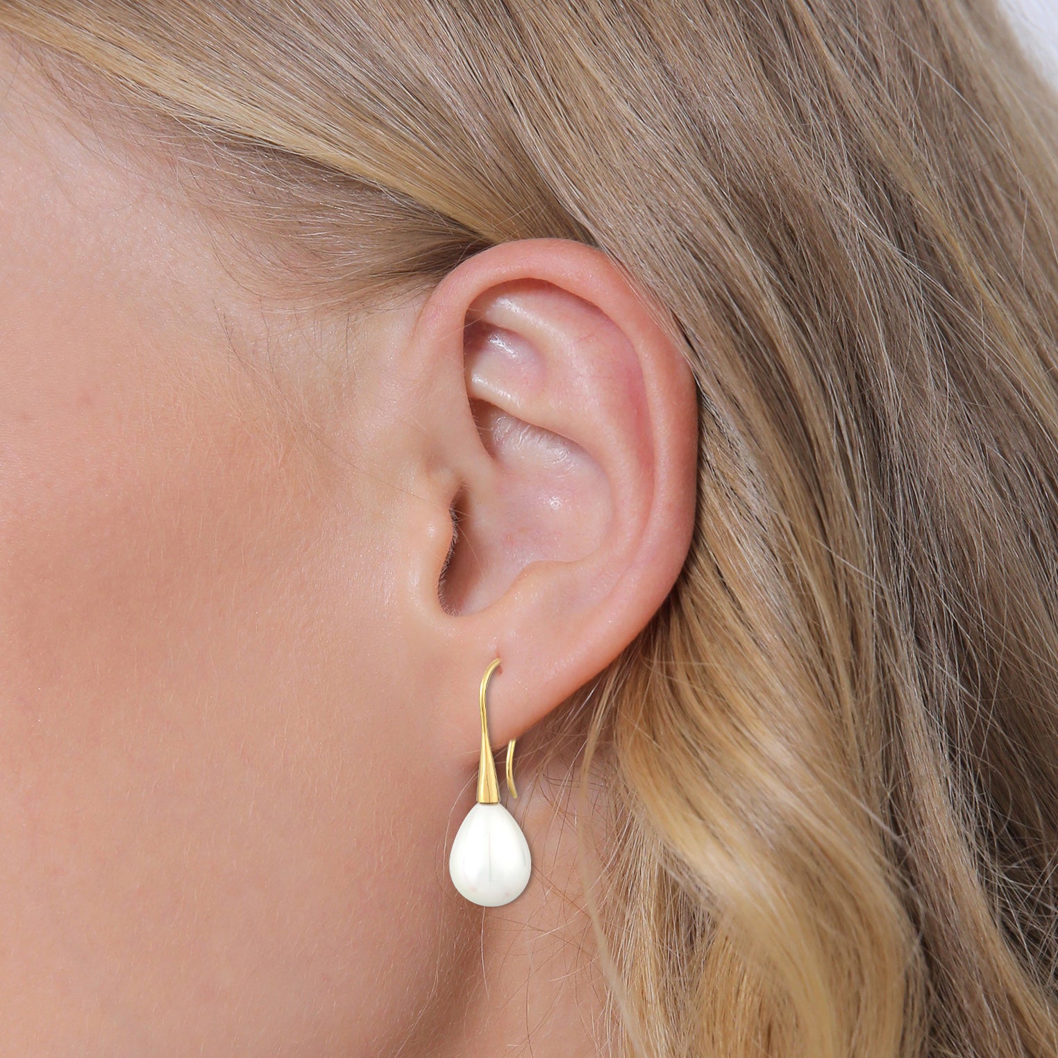 Gold Perhiasan Wanita Perak Asli - Silver Anting Drop Classic with Shell Core Beads Gold Plated