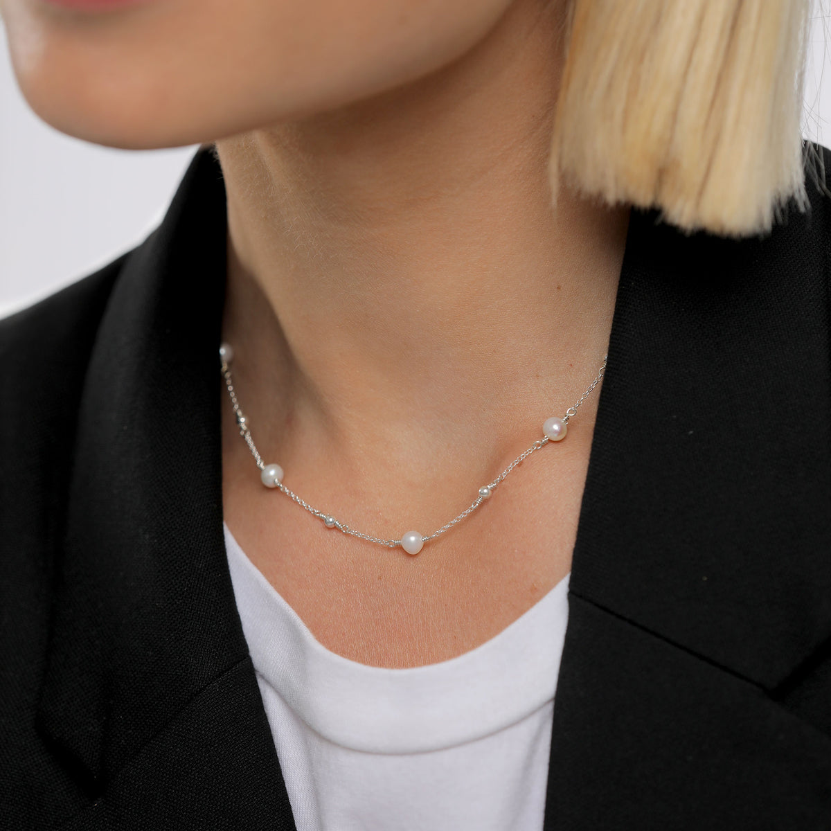 Silver - Elli | Ball and Pearl Station Necklace 925 Silver White