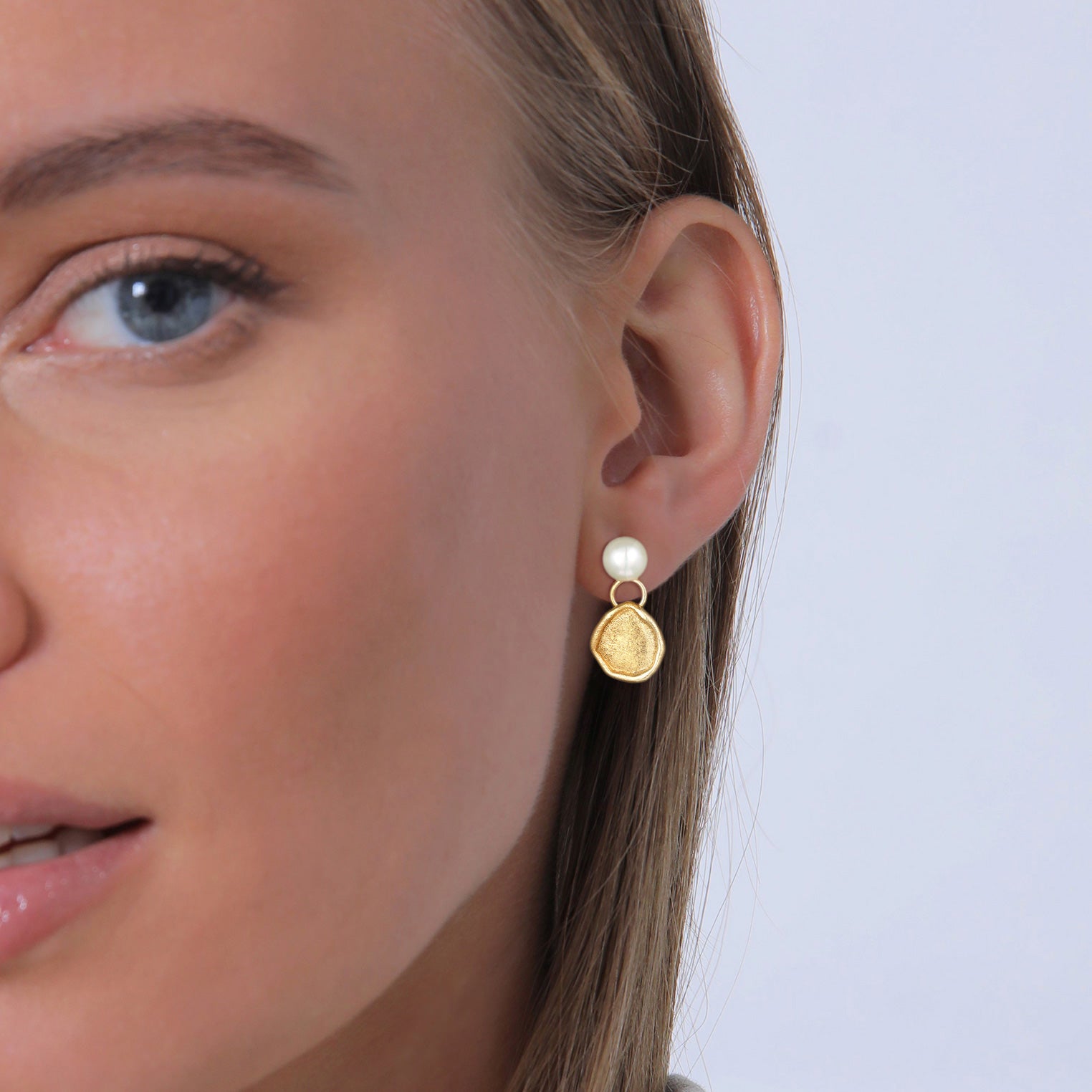 Gold Perhiasan Wanita Perak Asli - Silver Anting Ear Hanger Organic Coin Freshwater Pearl Lapis Emas