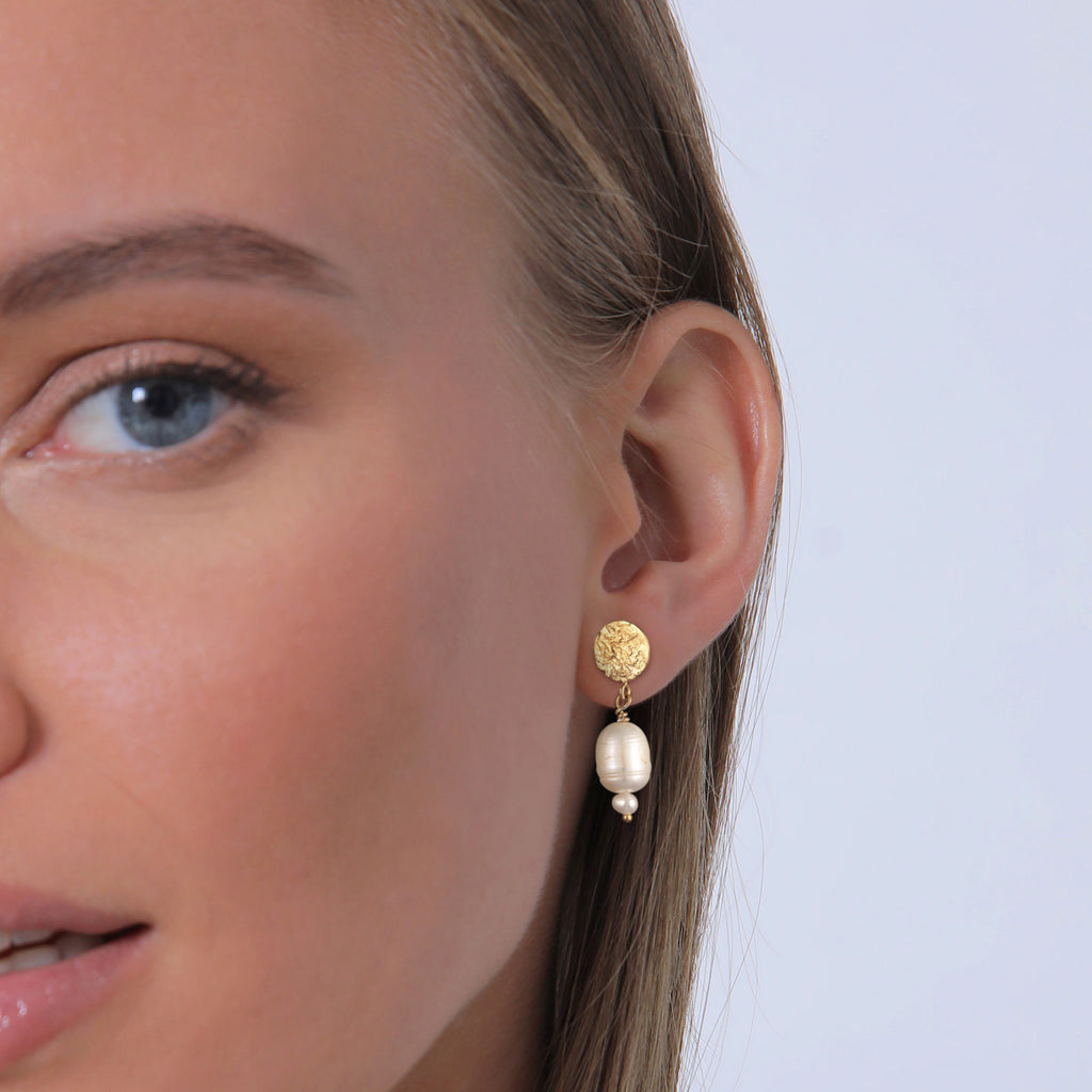 Gold Anting Perhiasan Perak 925 Wanita Freshwater Pearls Gold Plated