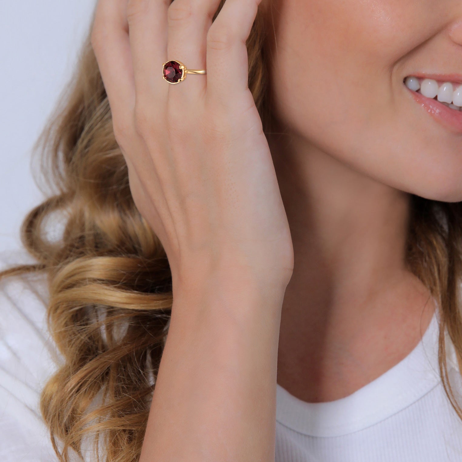 Red Cincin Perhiasan Perak 925 Wanita Dark Red Crystal Gold Plated