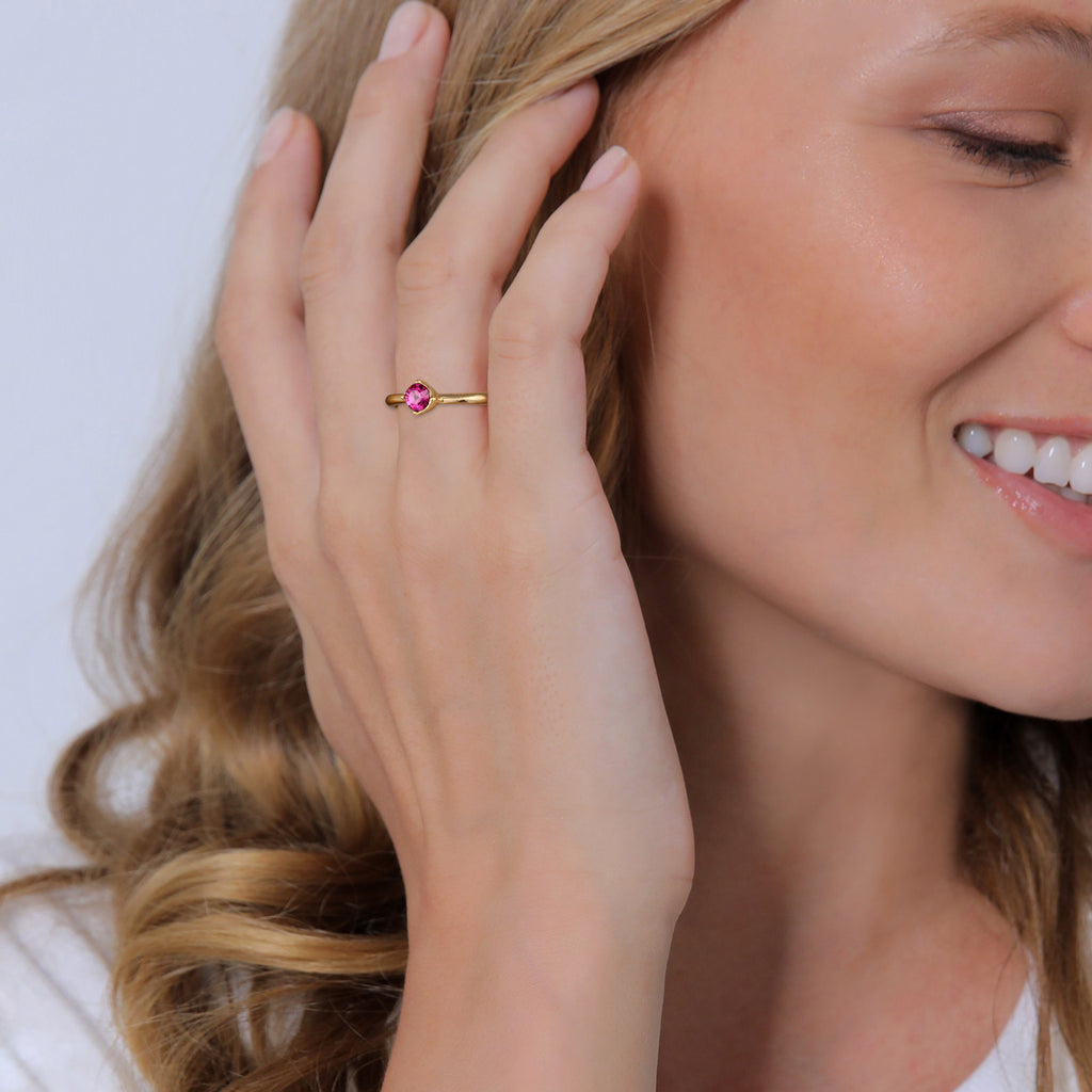 Gold Cincin Perhiasan Perak 925 Wanita Fuchsia Crystals Gold Plated