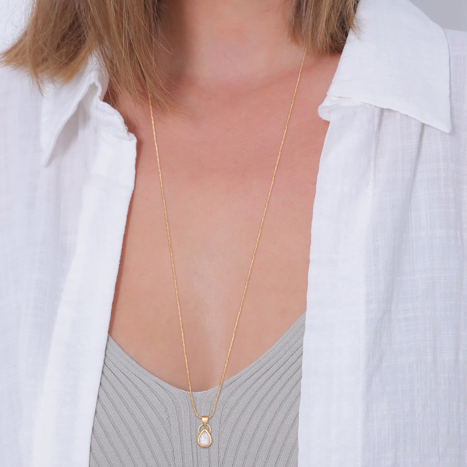 Gold Perhiasan Wanita Perak Asli - Silver Kalung Drop Classic Moonstone Gold Plated