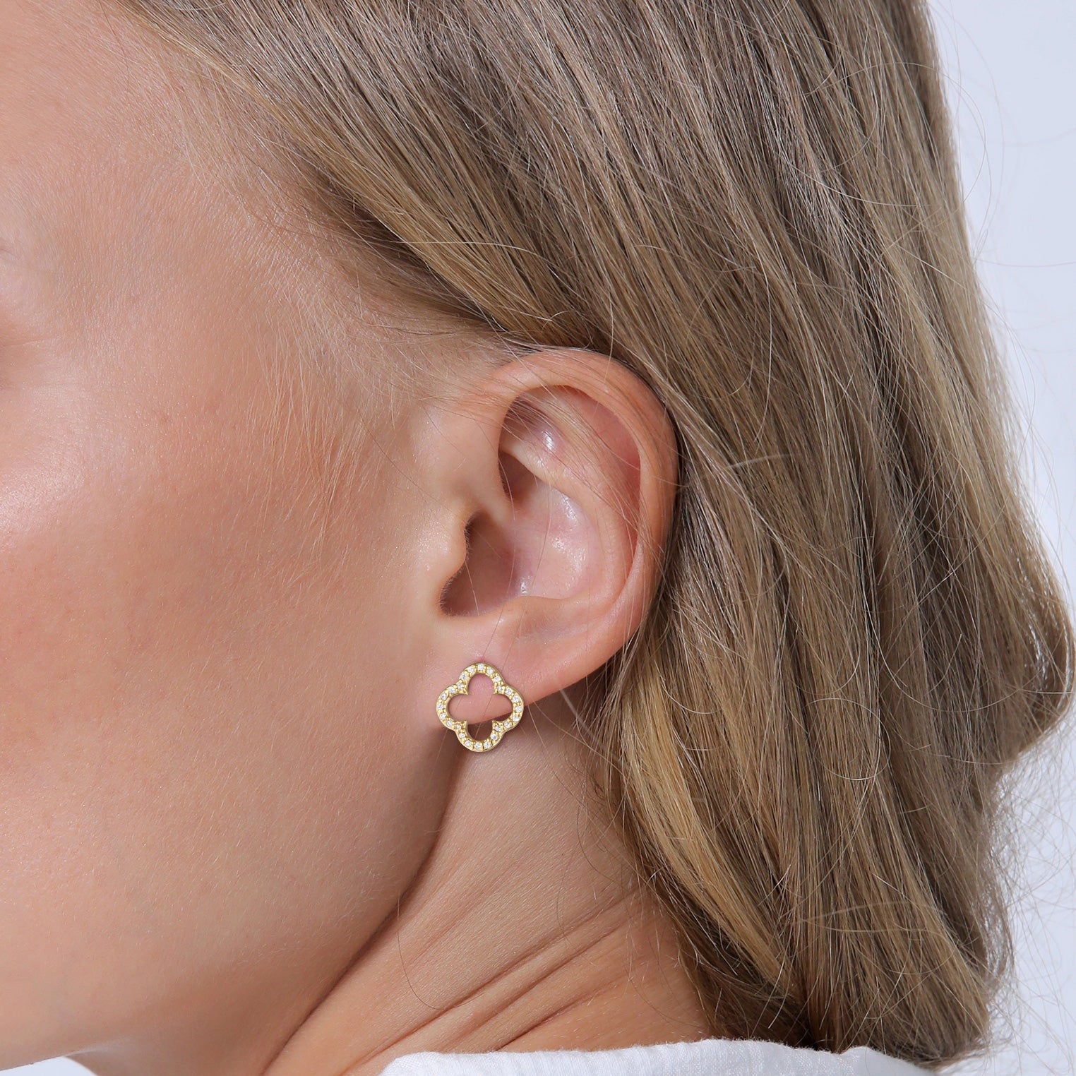 Gold Perhiasan Wanita Perak Asli Lapis Emas Anting Stud Set Cloverleaf Zirconia