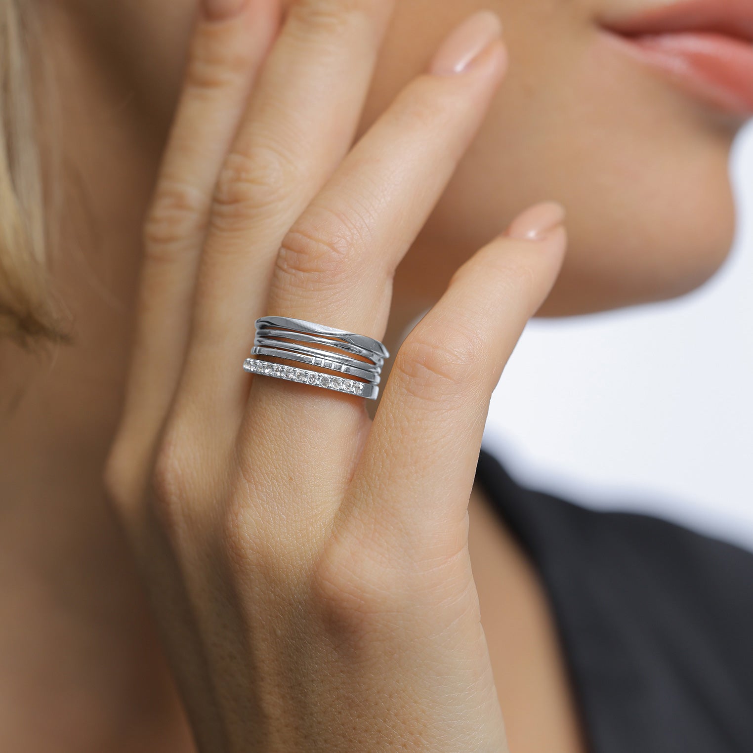 Silver Cincin Perhiasan Perak 925 Wanita Stacking Band Crystals