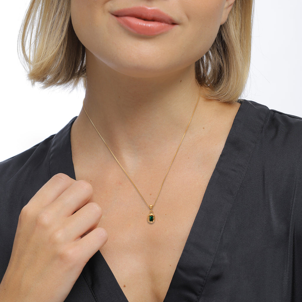 Gold - Elli PREMIUM | Hammered Frame Necklace 925 Silver Gold Plated Green Synthetic Emerald
