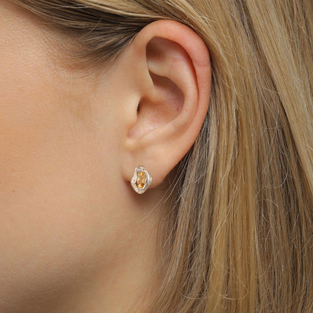 Hammered Oval Stud Earrings 925 Silver Citrine